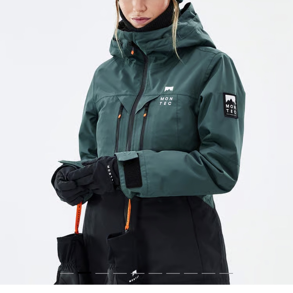 Women's Montec Moss Snowboard Jacket